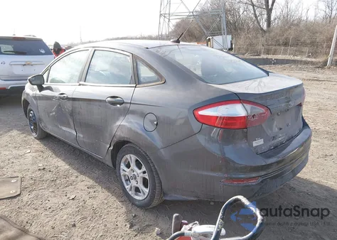 2015 Ford Fiesta Se z USA, uszkodzony, nr VIN 3FADP4BJ2FM181558